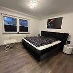 Casa Arturo - Flughafen, Messe Und 3 Km Apartament Düsseldorf